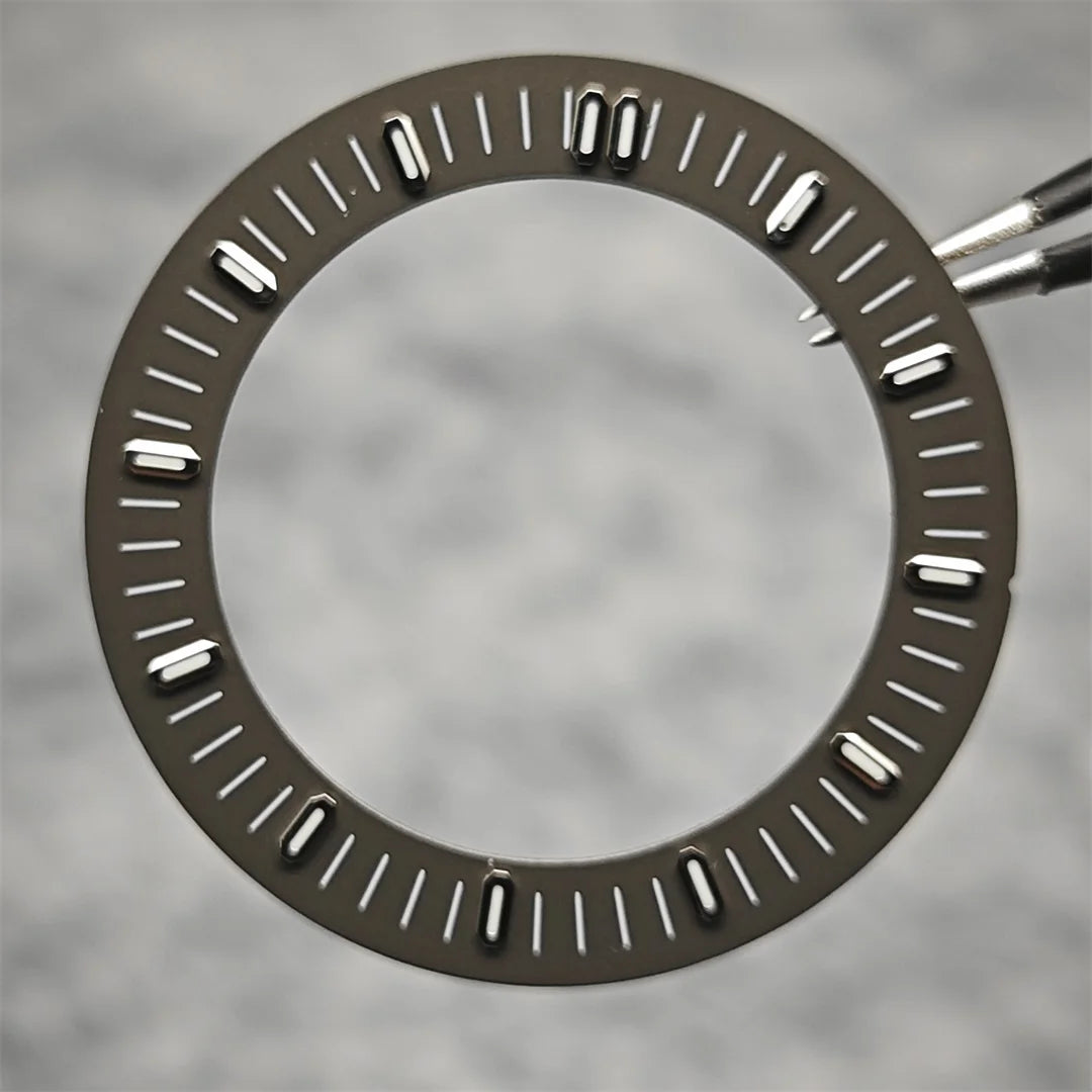 31mm Watch Dial Hollowed Out Surface Green Luminous Watch Faces Accessories Repair Parts NH70／NH35 / NH36 Movement