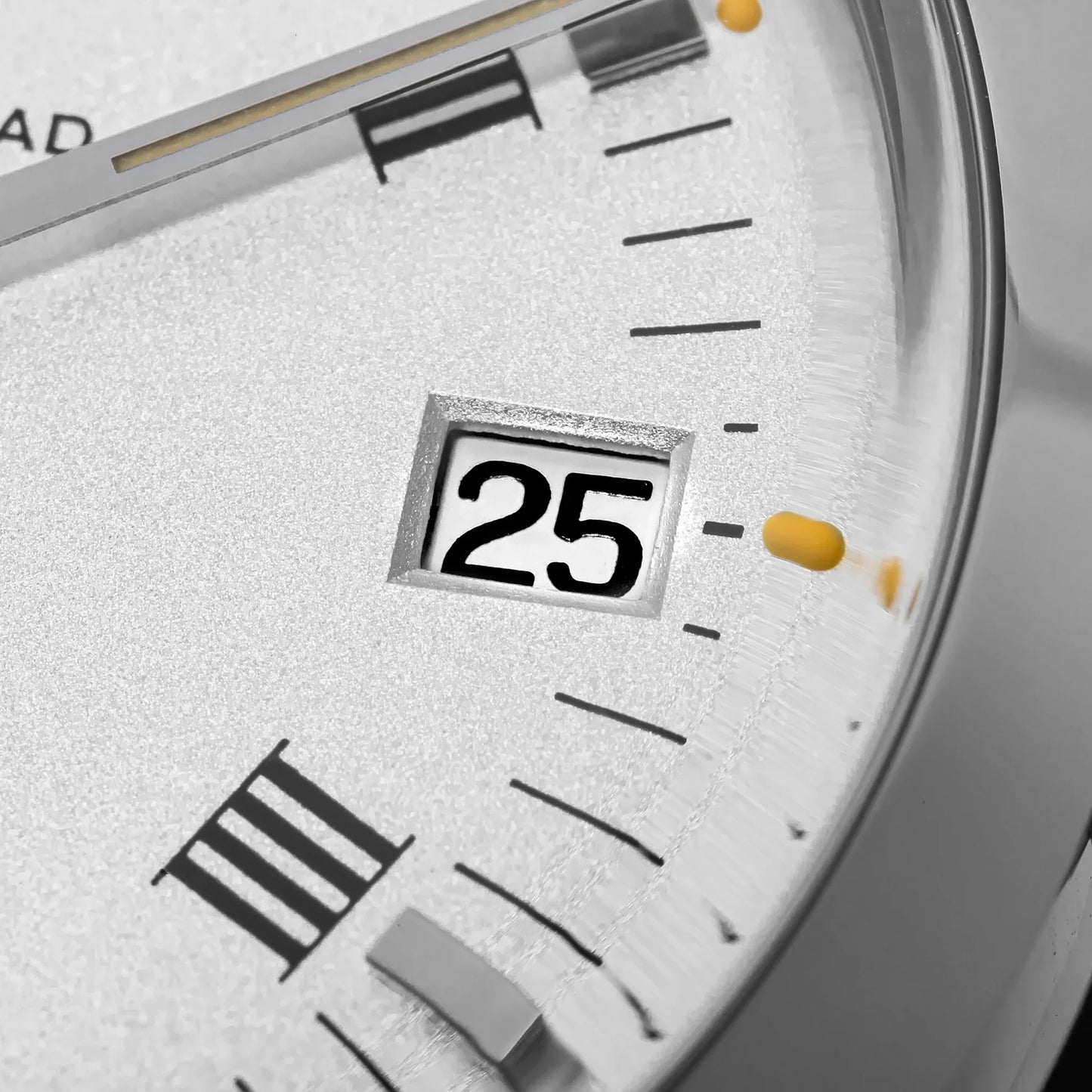 THORN T004 Dress Watcg PT5000 Automatic Domed Sapphire Luminous 10Bar 34MM