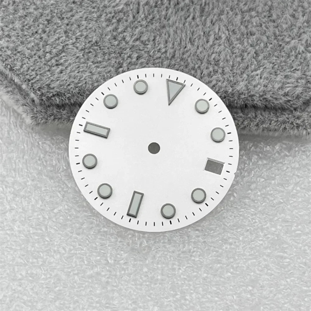 28.5mm NH35 Dial Green Luminous Watch Dial SUB Surface with Calendar Window Watch Accessories for NH35/NH36 Movement