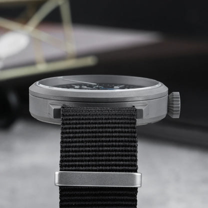 Militado ML10 Quartz pilot Watch VH31 Sweeping Second Sapphire BGW9 Luminous 10Bar 37mm